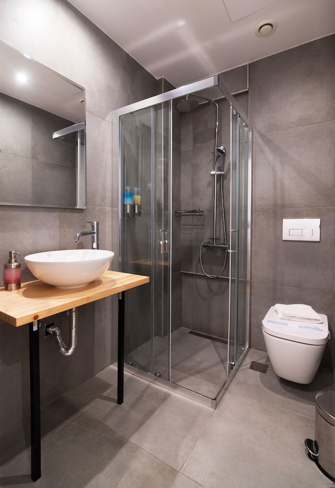Olvia Suites Athens City Center 34/36