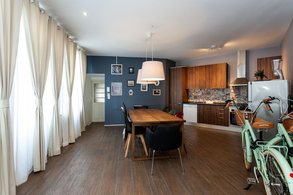 BCharming House 43/67