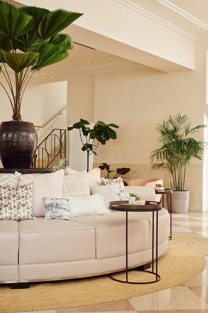 Hotel Greystone - Adults Only 24/26
