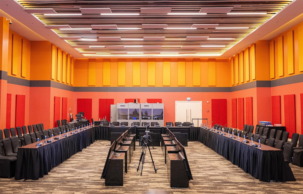 Radisson Blu Hotel And Convention Center 33/71