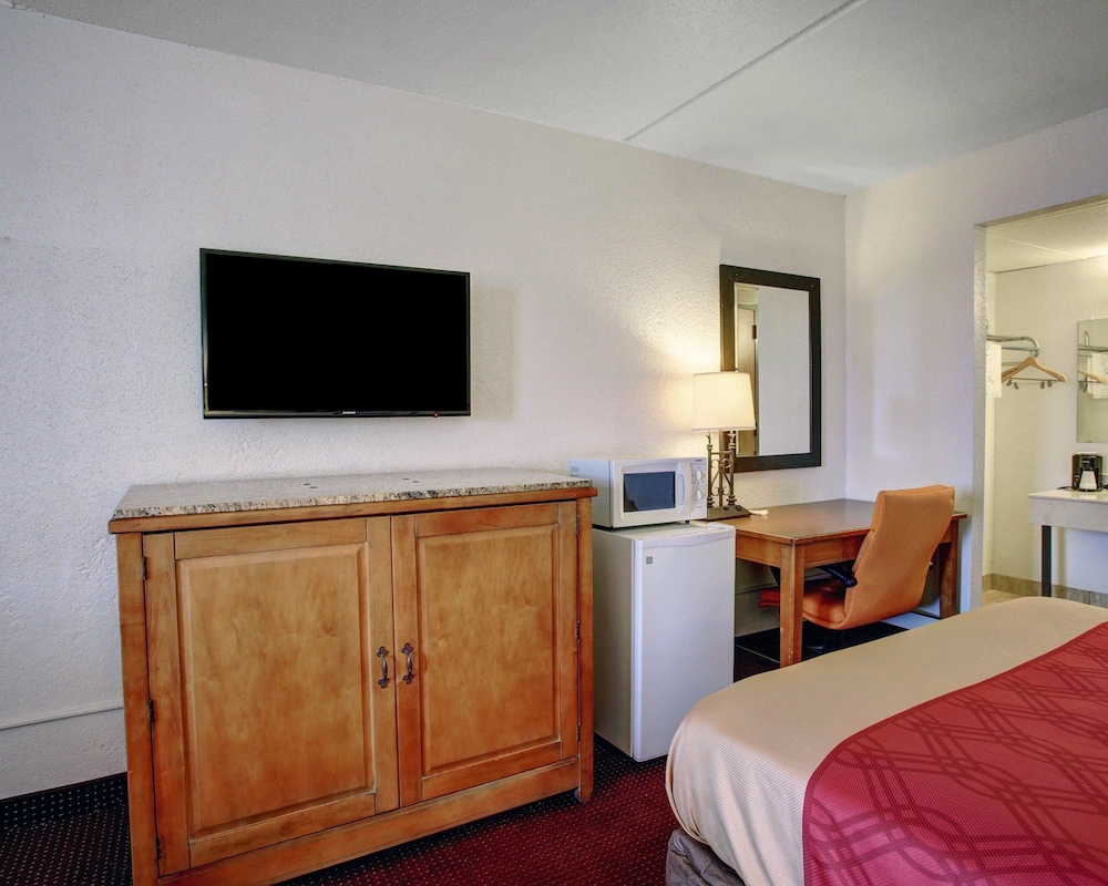 Rodeway Inn New Braunfels - San Antonio Area 24/39