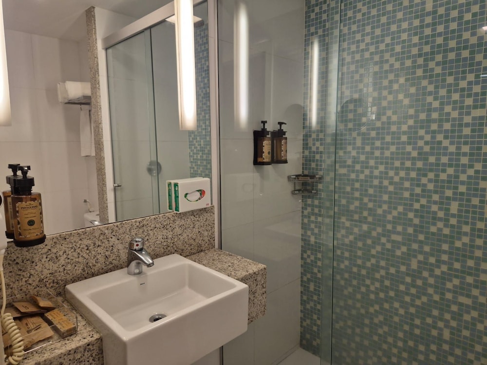 Mercure Rj Barra Da Tijuca 74/75