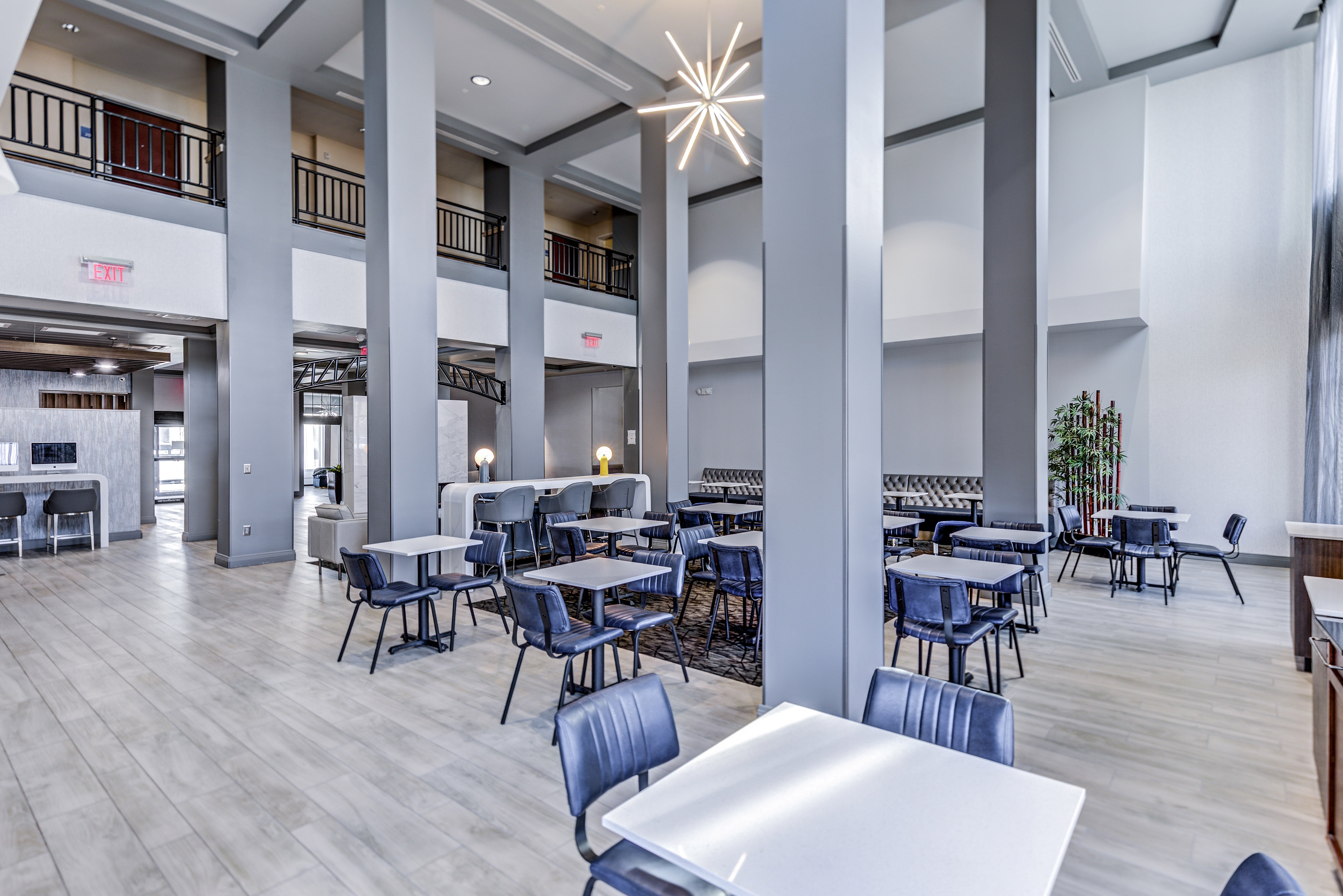 Holiday Inn Express Hotel Suites Columbus Univ Area Osu 53/62