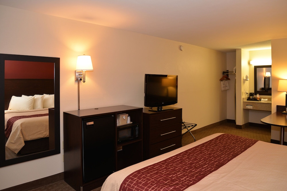 Red Roof Inn Cookeville - Tennessee Tech 9/13