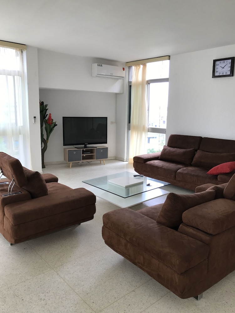 Residence M&N Golf 6/11