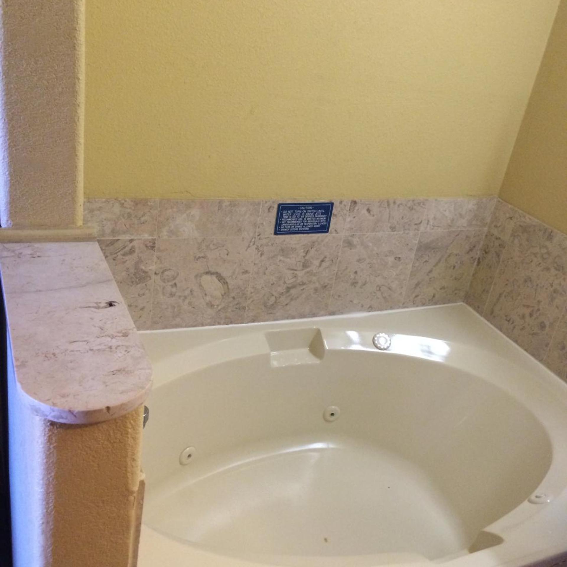 Cotulla Executive Inn 39/40