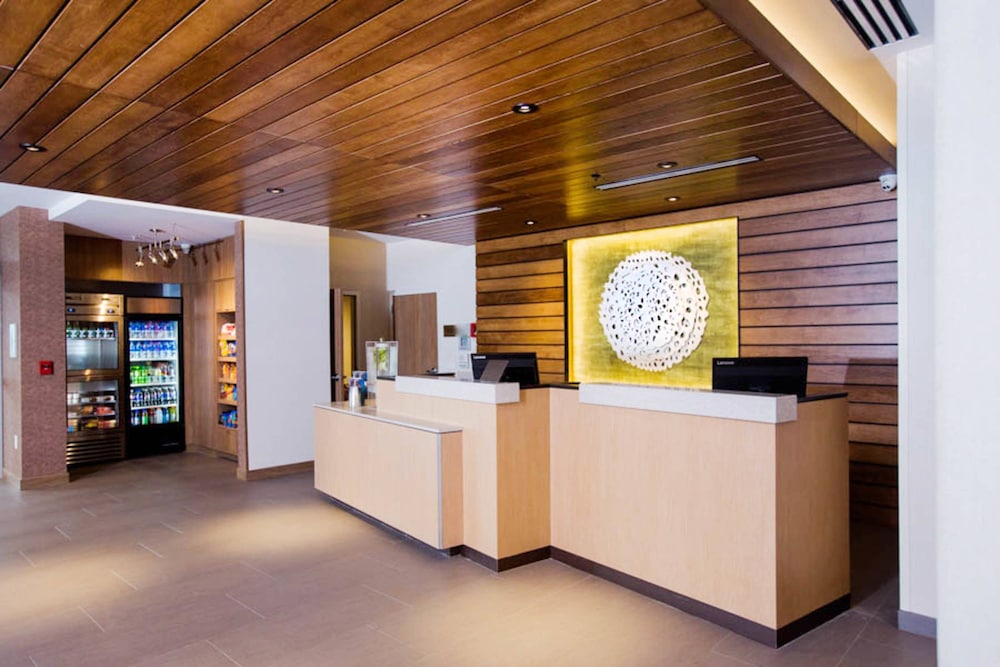 Fairfield Inn Suites Philadelphia Broomall Newtown Square 8/49
