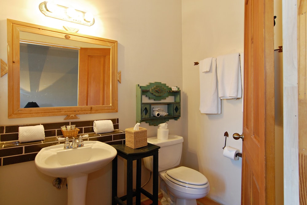 Borrego Valley Inn 41/45