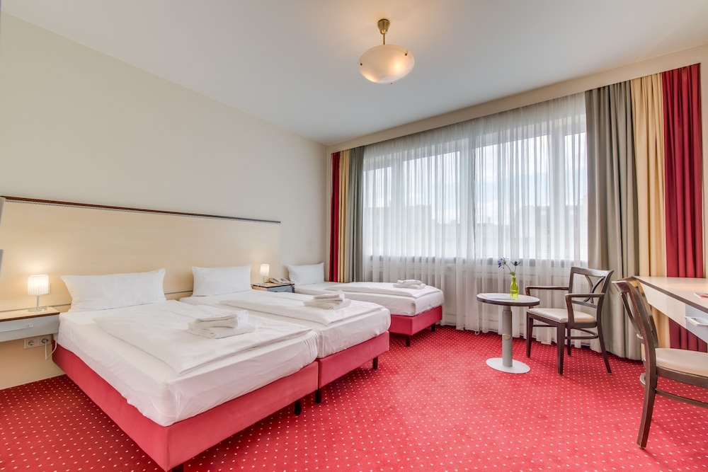 SUPERIOR, DOUBLE BED