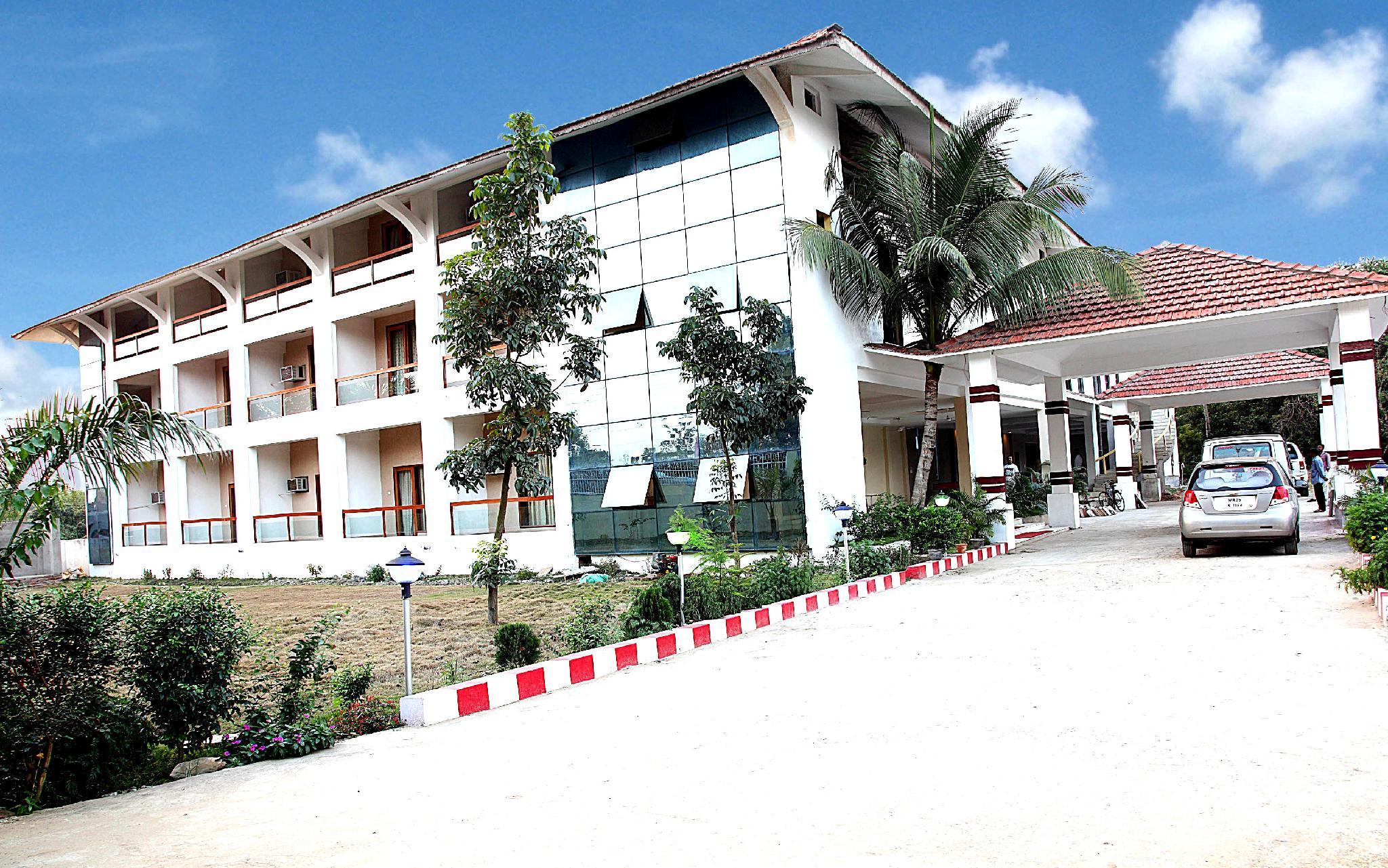 HOTEL KINGS CROWN MANDARMONI 11/37