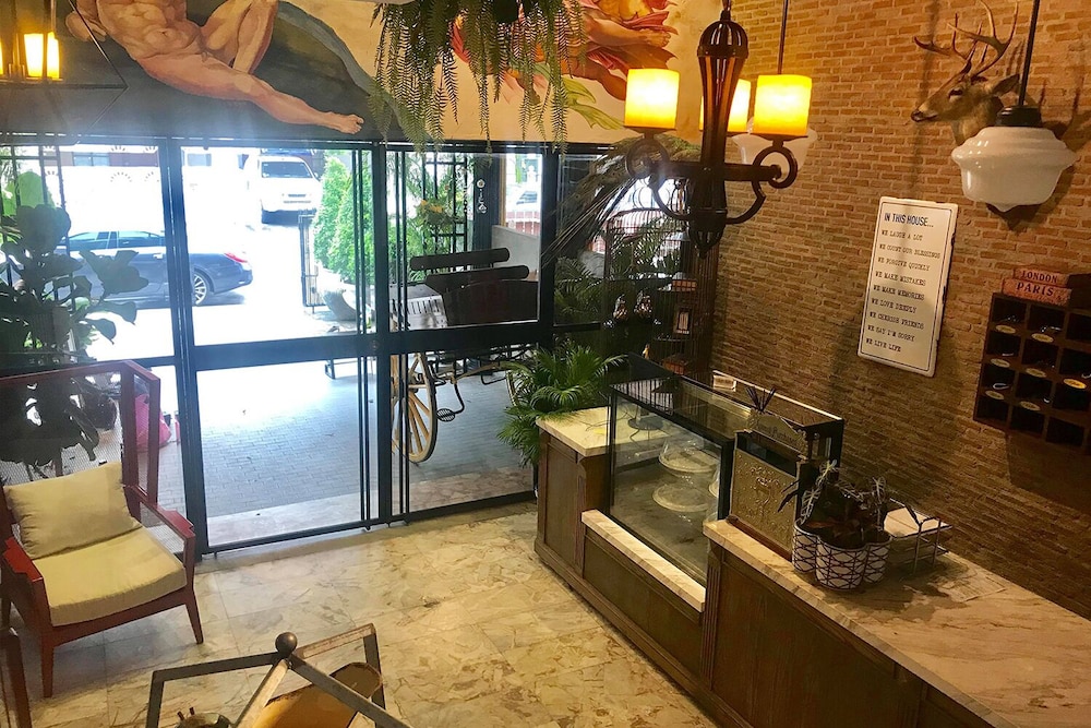 Bangkok Voyage Boutique 34/47