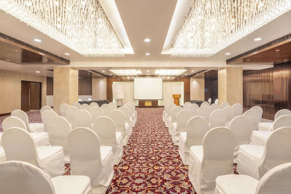 Country Inn And Suites By Radisson Bhiwadi 41/50