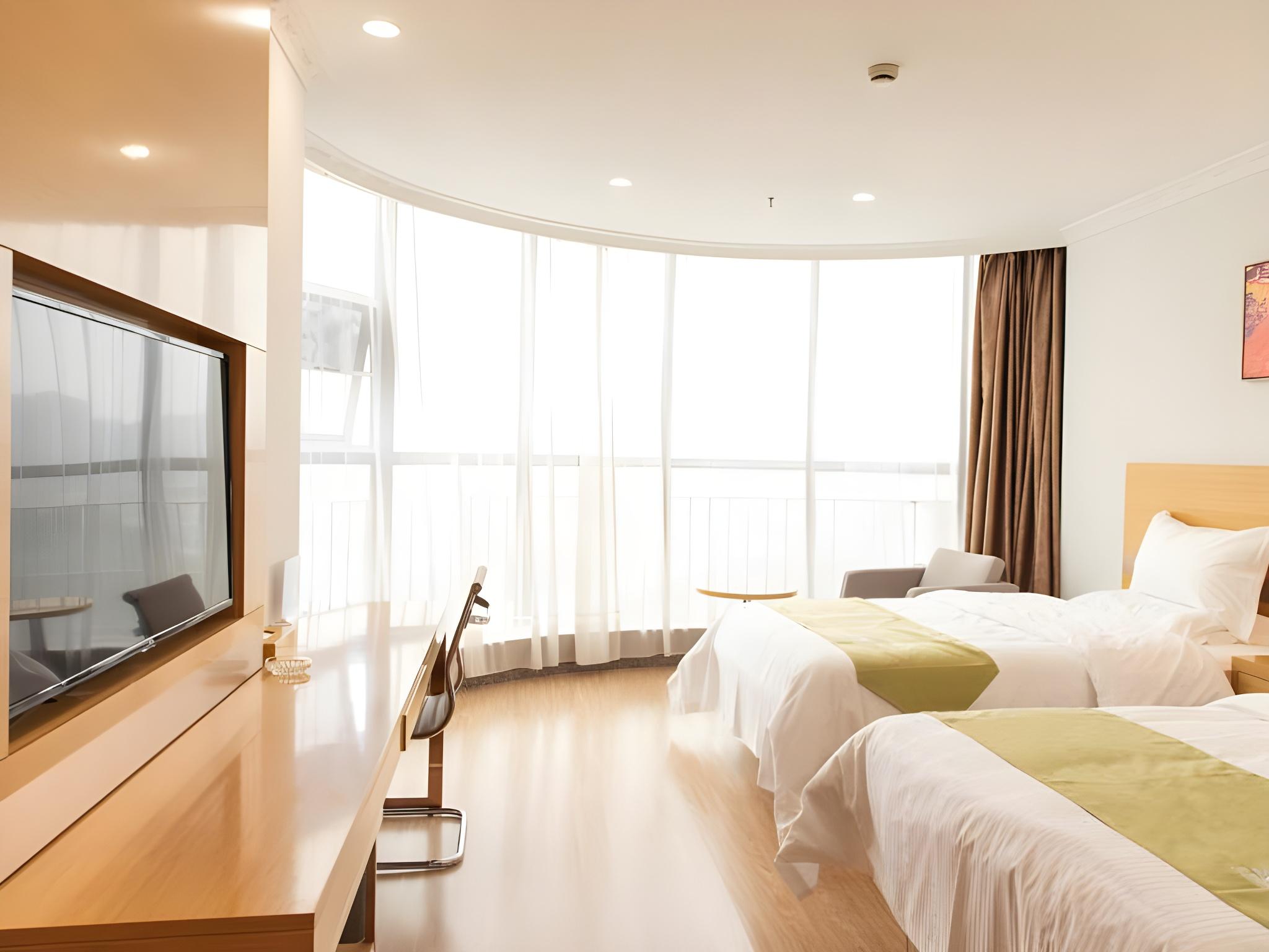 ROOM, TWIN BEDS, WITH VIEW