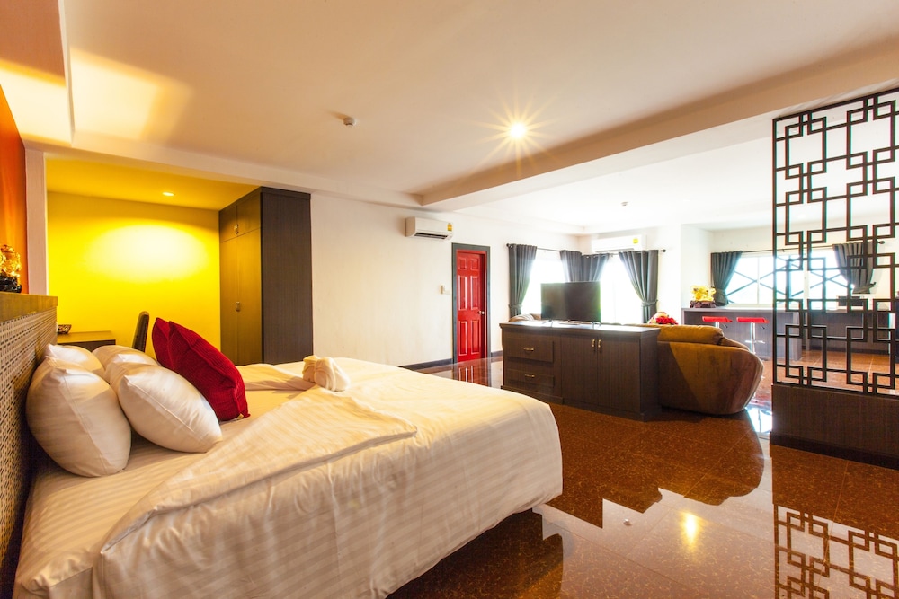 Gallery Lake View Hotel 29/64