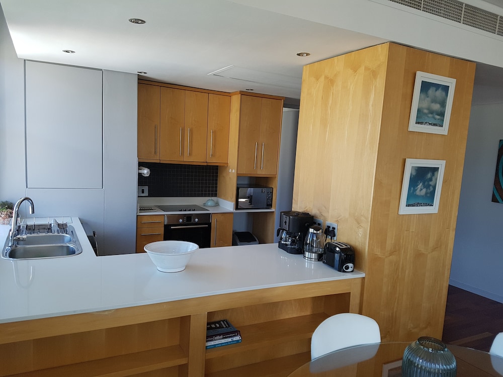 ITC Hospitality Group Two Bedrooms Cartwright's Corner 15/45