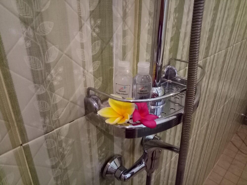 Bintang Hostel photo2