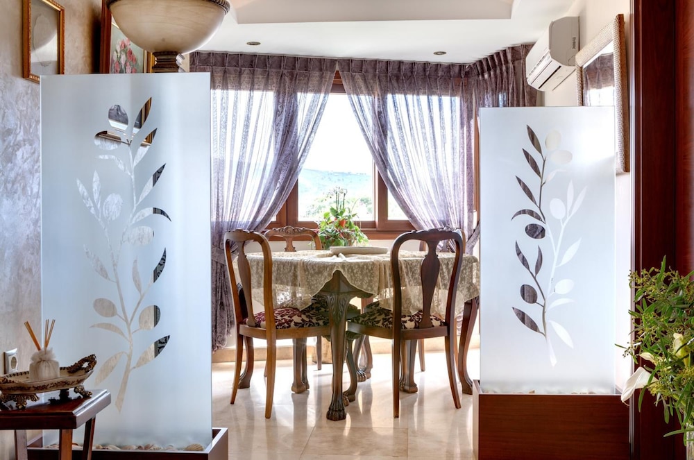 Bulbul Yuvasi Boutique Hotel 40/49