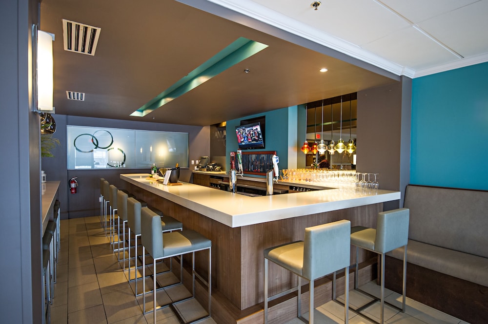 CAMBRIDGE SUITES HALIFAX HOTEL 50/64