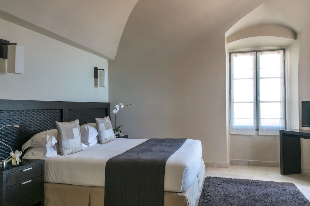 PRESTIGE, SUITE, SEA VIEW