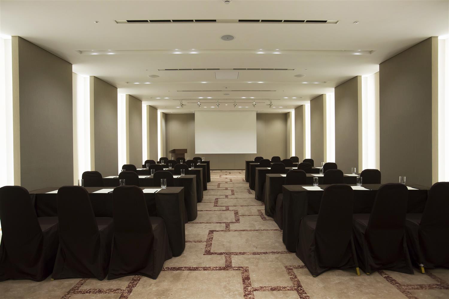 Seoul Garden Hotel 35/40
