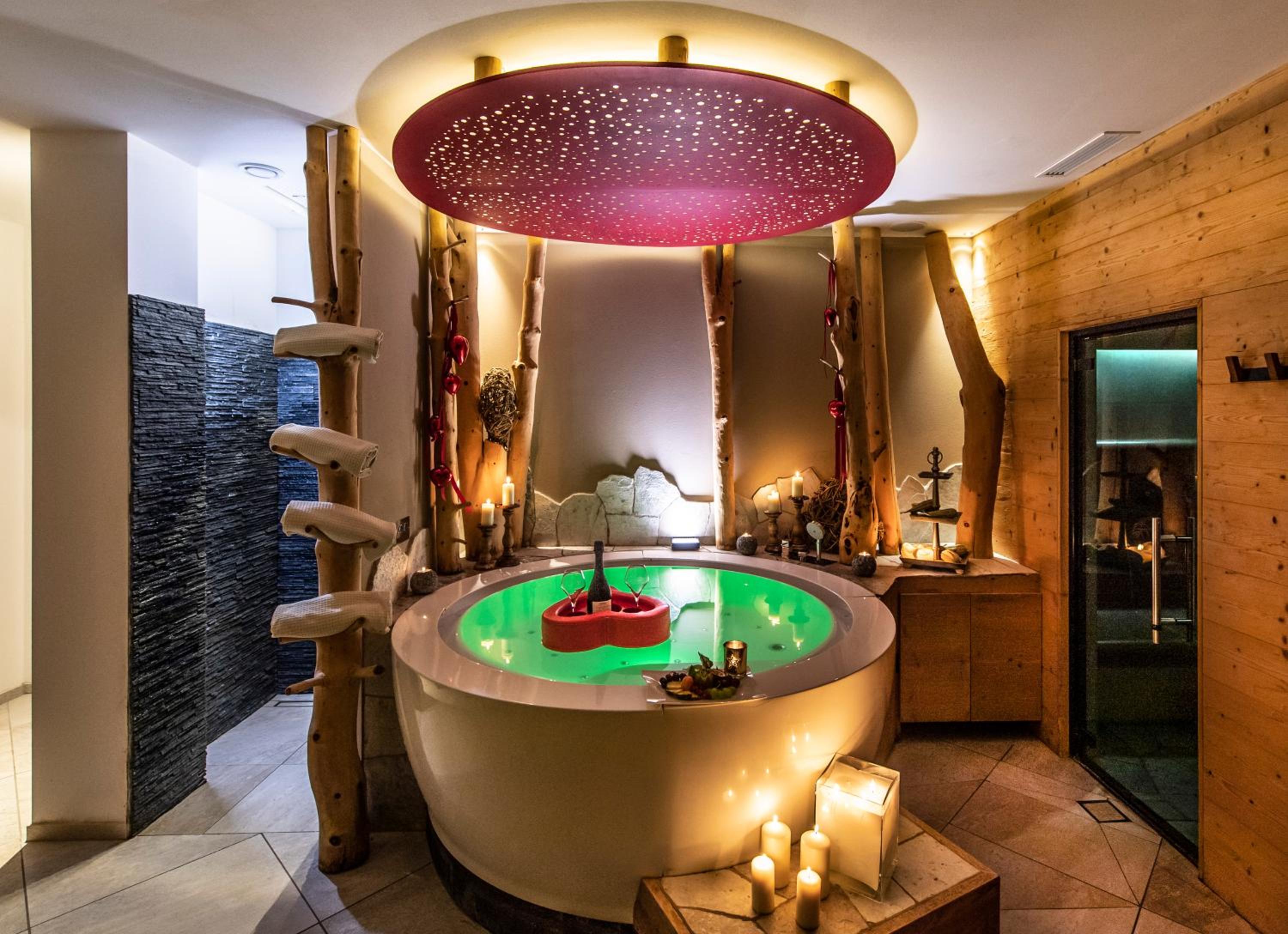 Abinea Dolomiti Romantic Spa Hotel 13/27