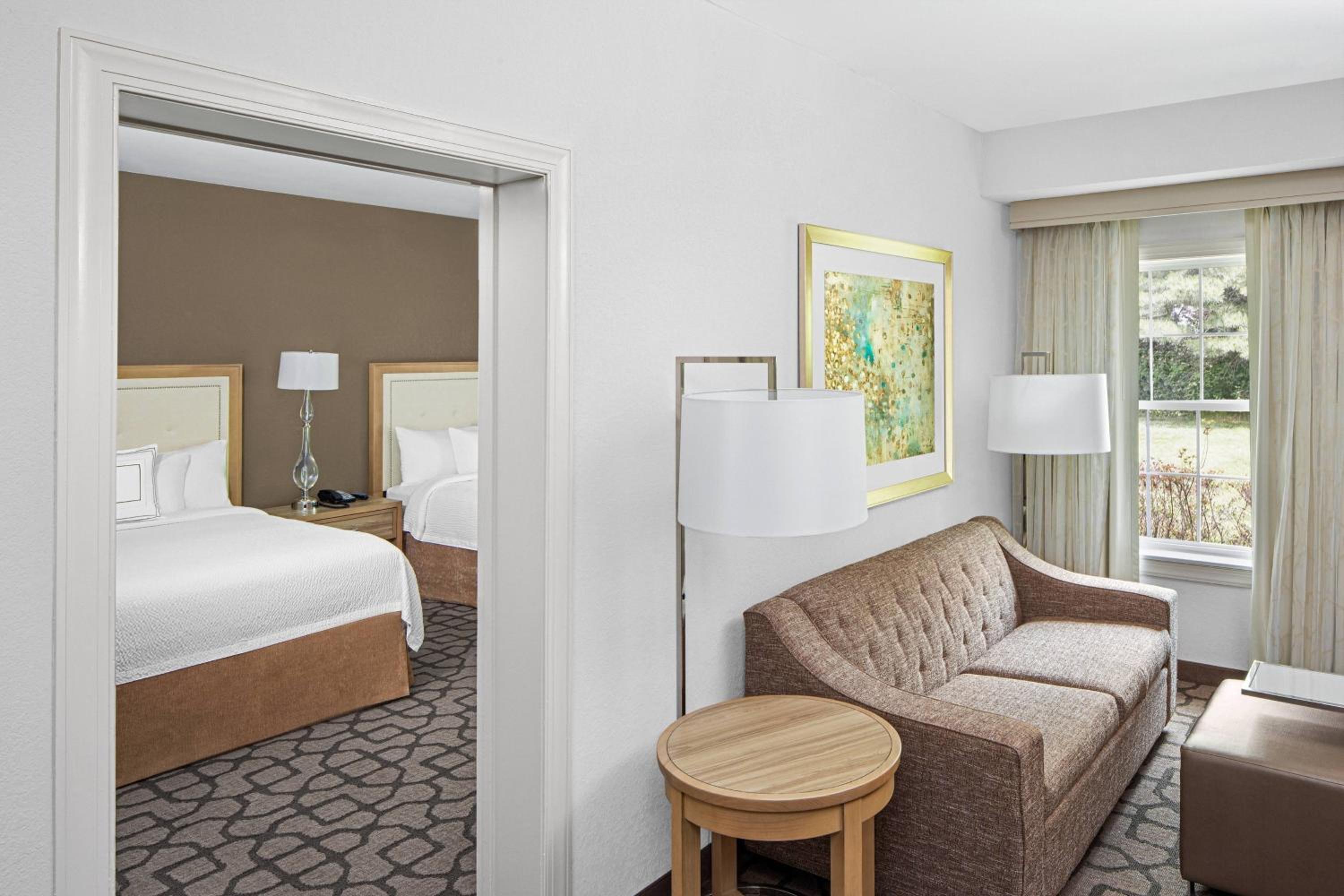 1 Bedroom, 2 Rooms, Suite, 2 Queen or 2 Double Beds, Sofa