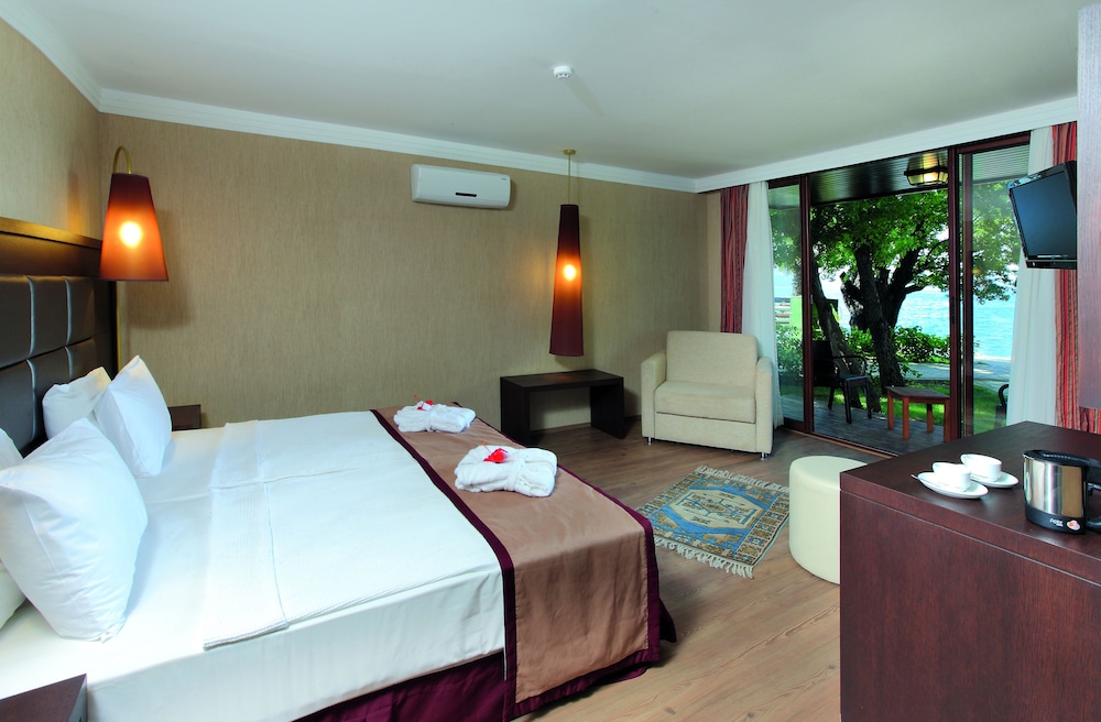 Fortezza Beach Resort 36/70