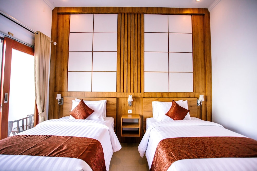 Samuh Ocean Sunset Hotel 11/50