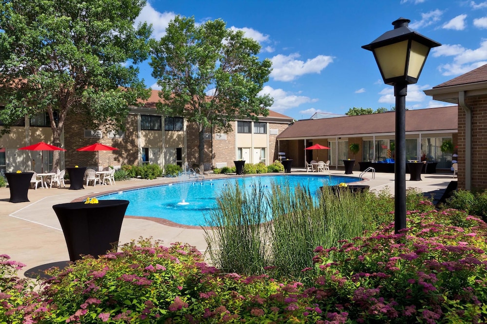 Best Western Plus Ramkota Hotel