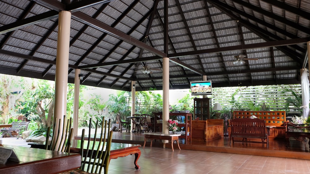 Baan Na Khon Hotel 26/30