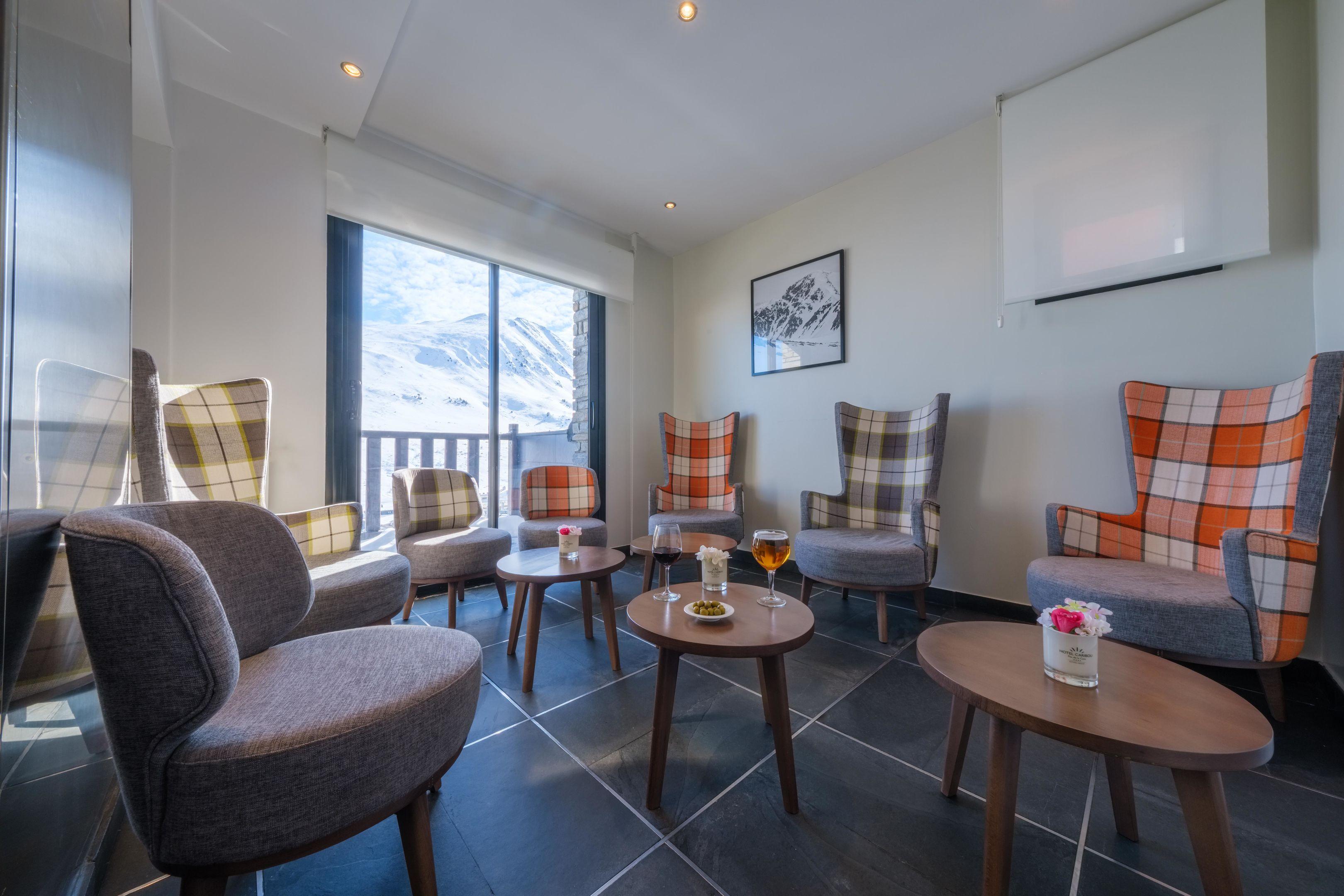 Caribou Hotel 43/57