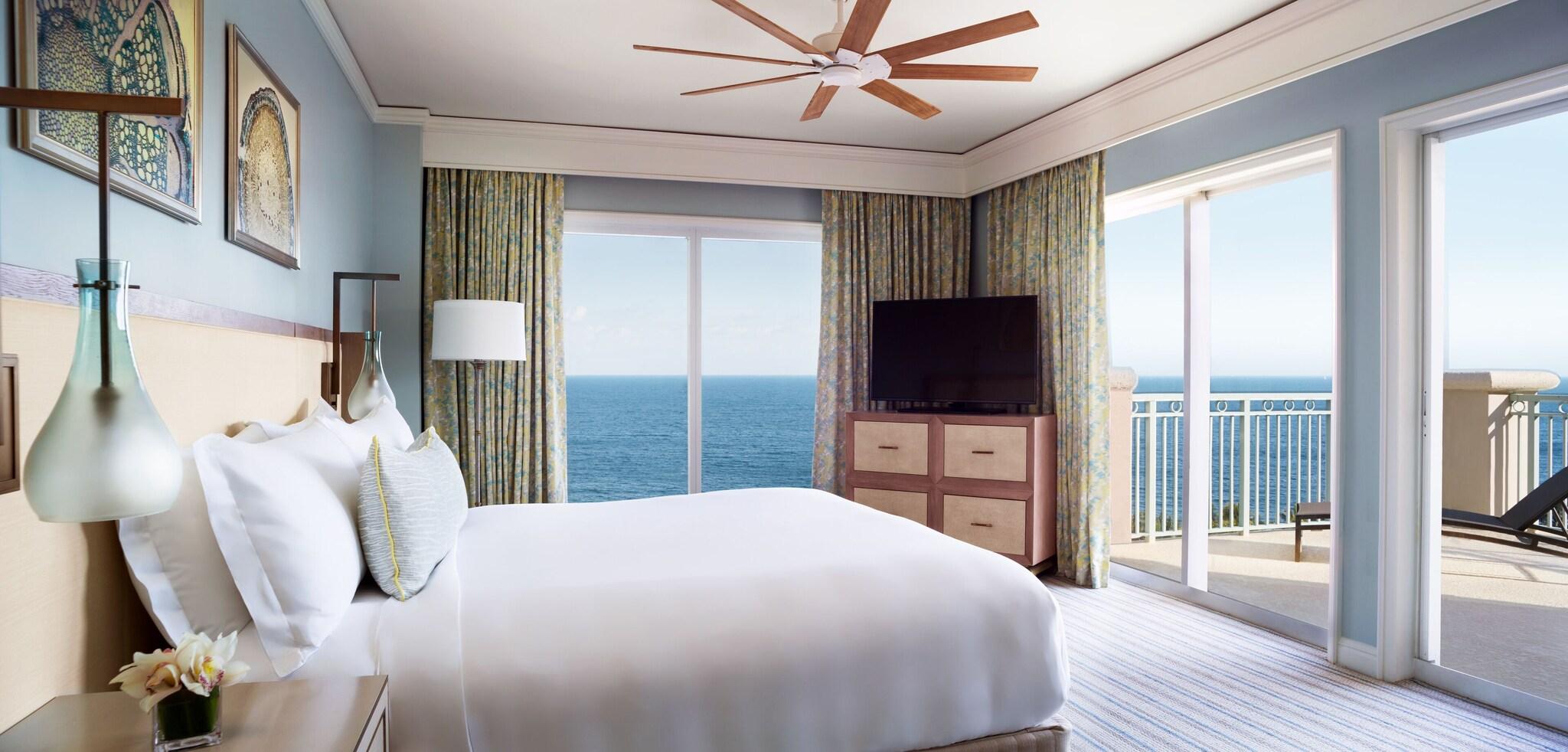 2 Bedrooms, Presidential, Suite, 1 King and 2 Double Beds, Ocean Front