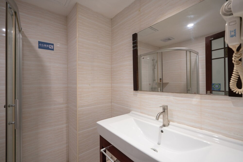 Lavande Hotels Guangzhou Railway Station 23/27