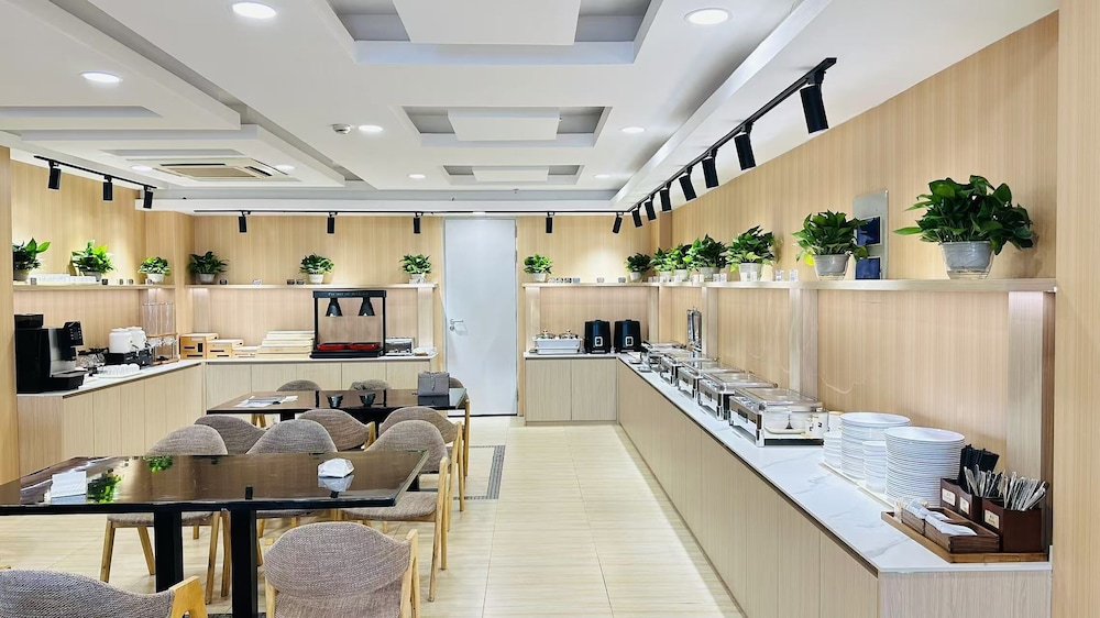 Joyful Star Hotel Pudong Airport Chenyang 16/58