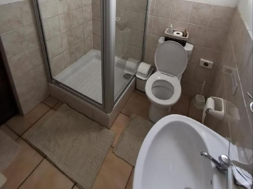 Sunbird Guest House 39/50