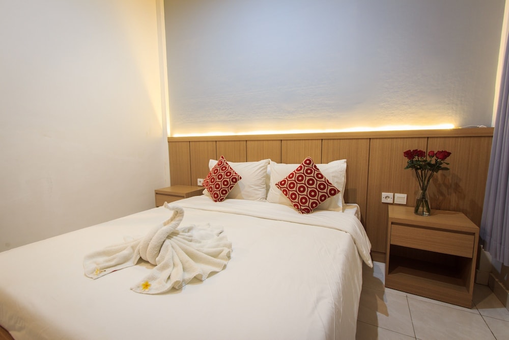 Pondok Anyar Inn 12/50