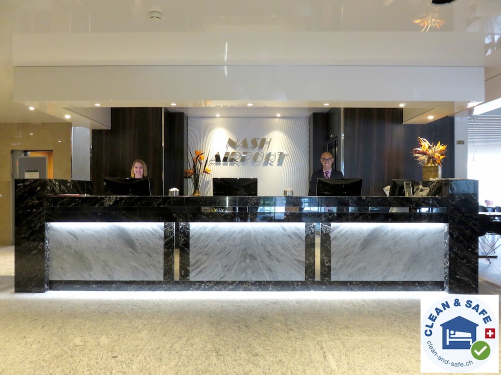 NASH AIRPORT HOTEL 3/33