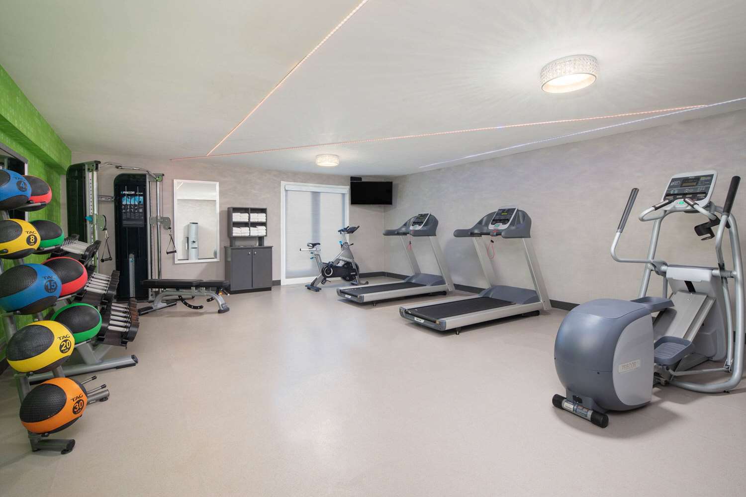 La Quinta Inn & Suites by Wyndham Atlanta Airport South 22/47