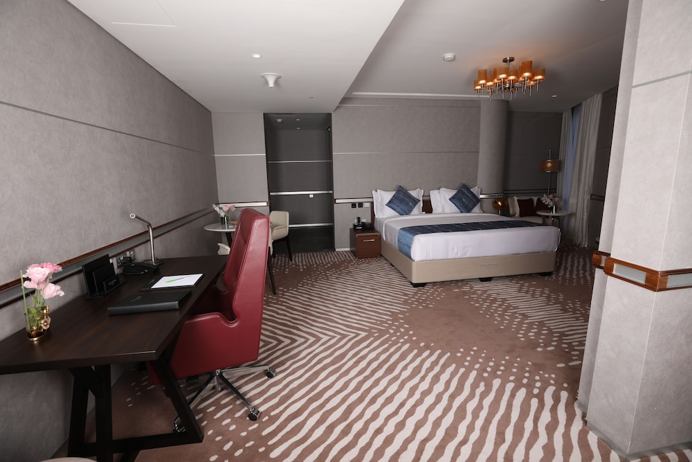 Vip Hotel 63/72