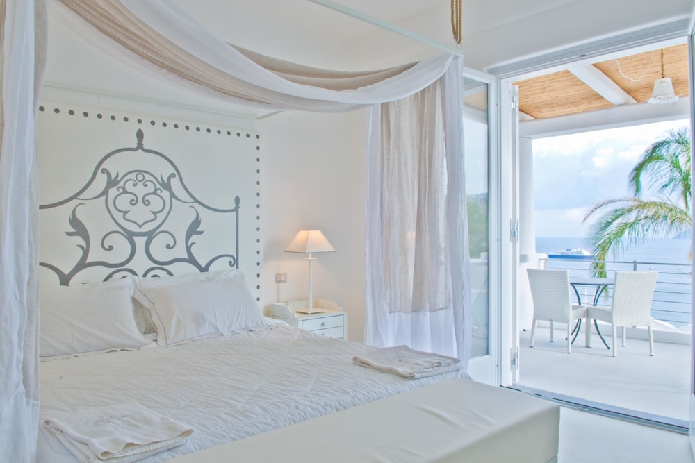 Villa Enrica 9/50