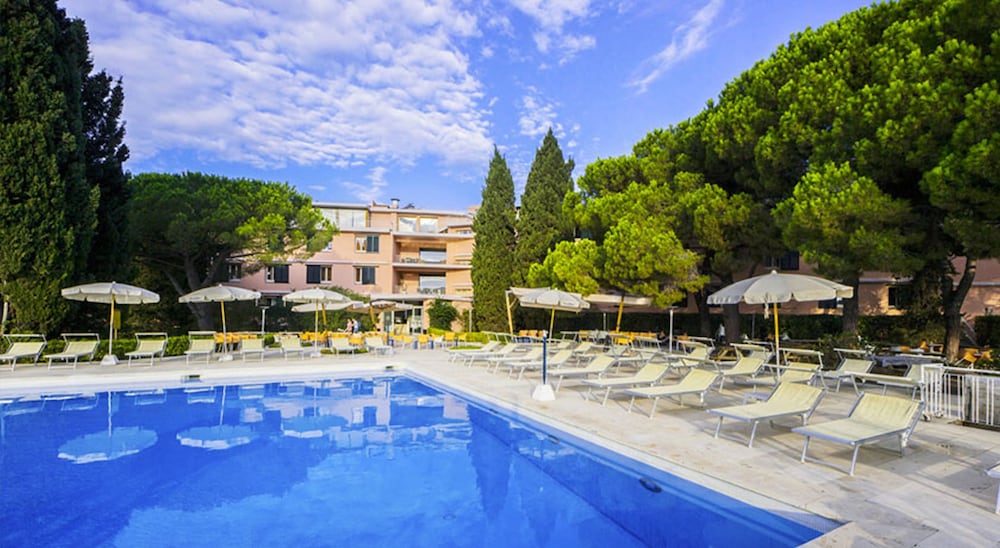 Uappala Hotel Lacona 26/59