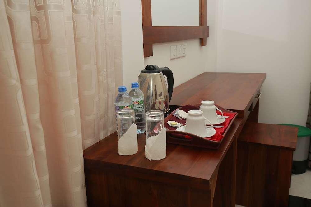 Hotel River Front 33/50