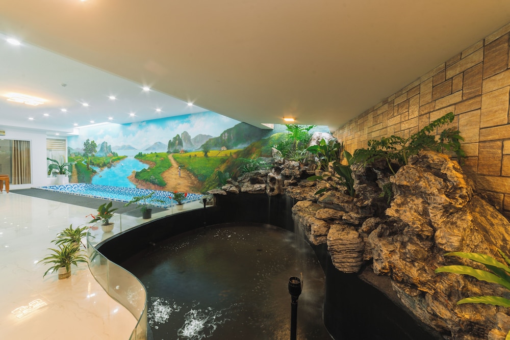 Quy Tai Premium Hotel 44/50