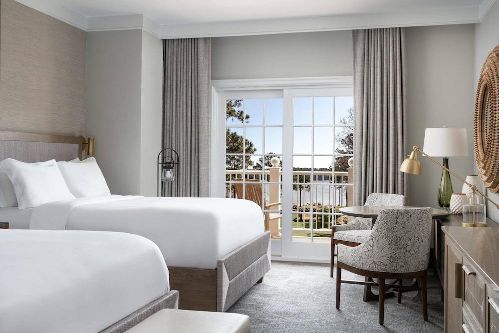 The Ritz Carlton Lodge Reynolds Plantation 14/75