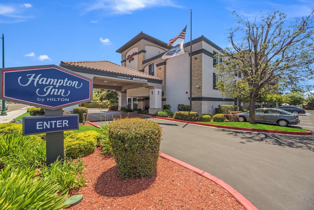Hampton Inn Oakland Hayward Ca 4/54