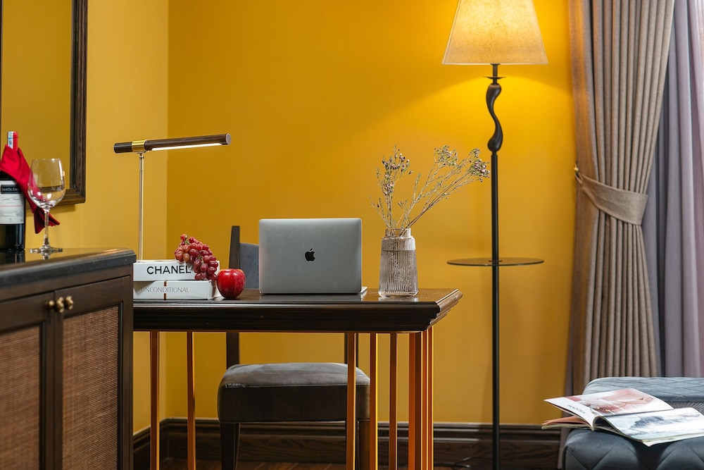 Hanoi Lion Boutique Hotel 52/58