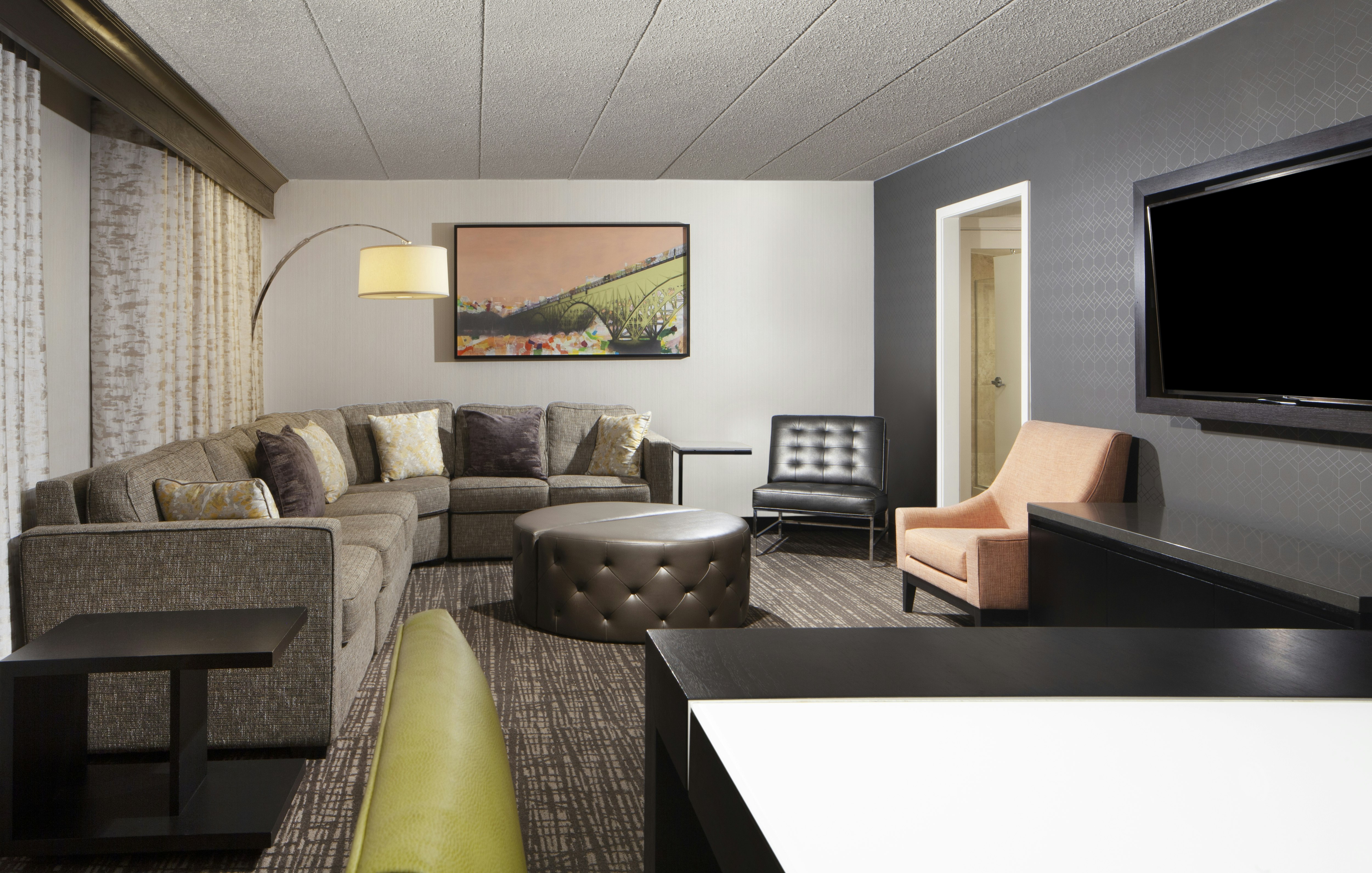 Embassy Suites by Hilton Philadelphia Airport 21/69