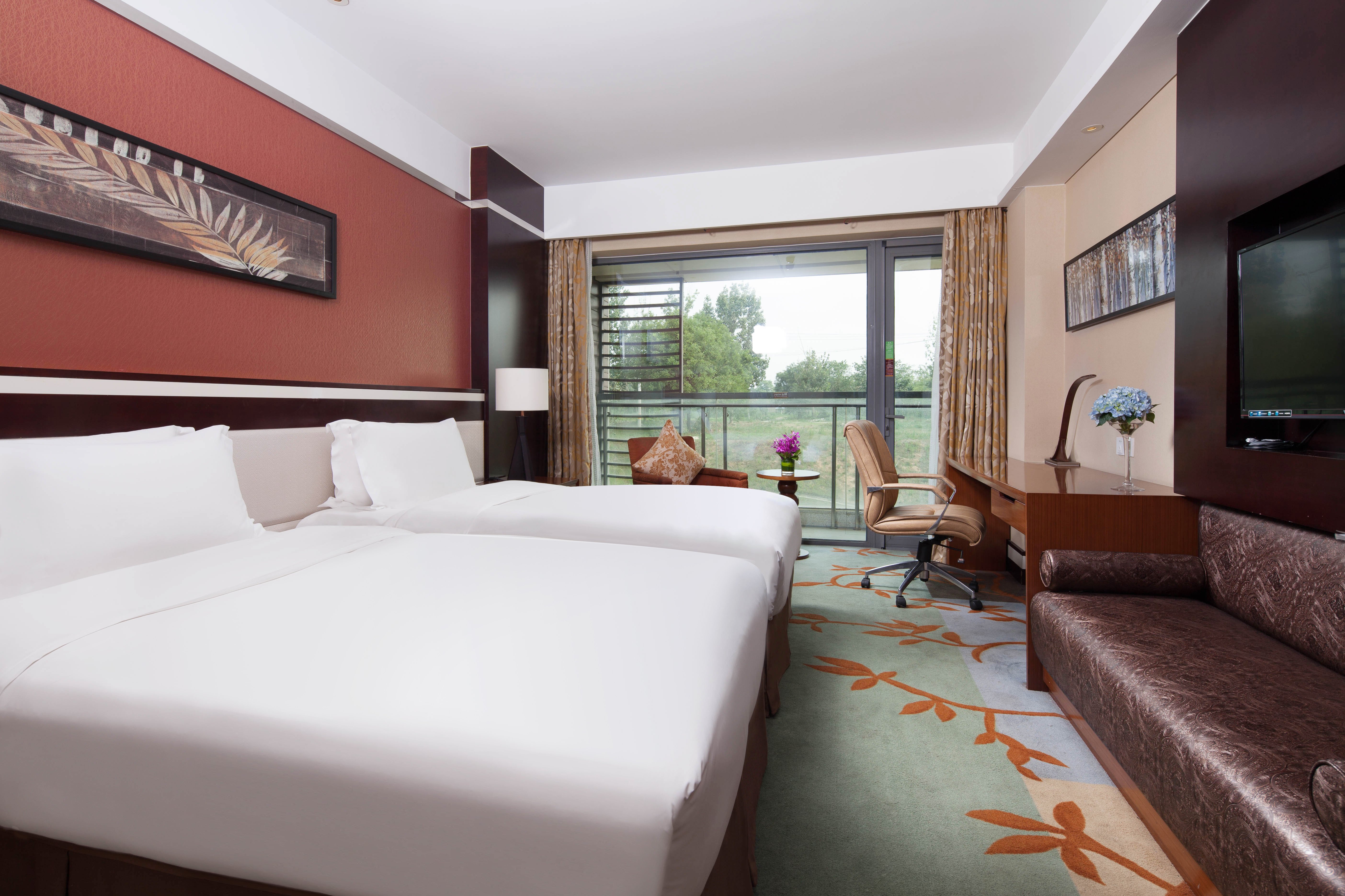 Holiday Inn Beijing Shijingshan Parkview 20/78