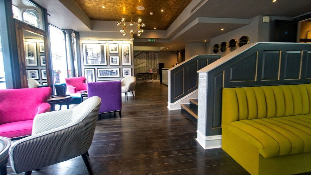 Grey Street Hotel 2/47