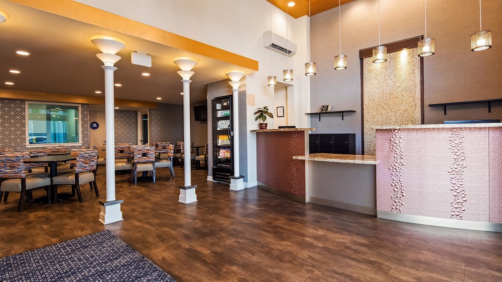 Best Western Sandman Hotel 12/37